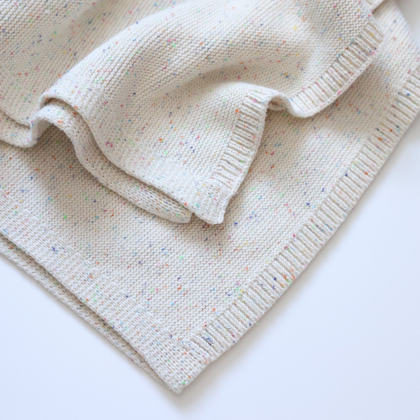 'Vanilla Confetti' Knit Blanket