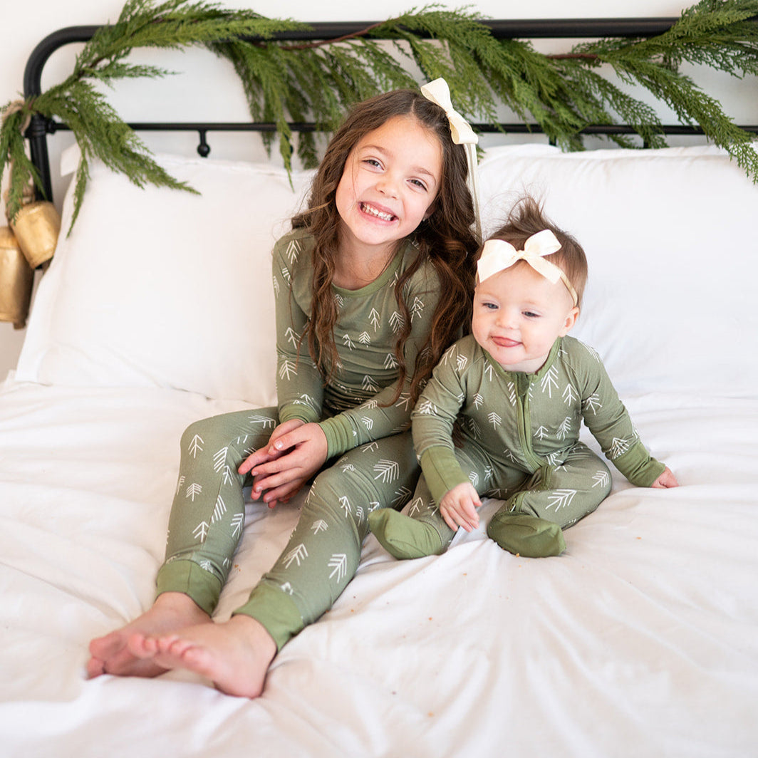 'Christmas Tree Green' Bamboo 2 Piece Set